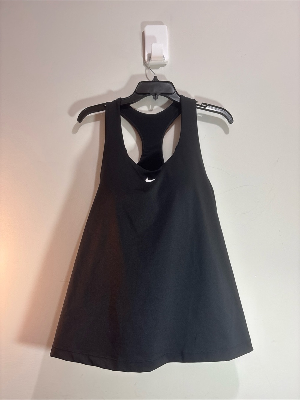Nike Women's Black Racerback Tank Top new!! 1419